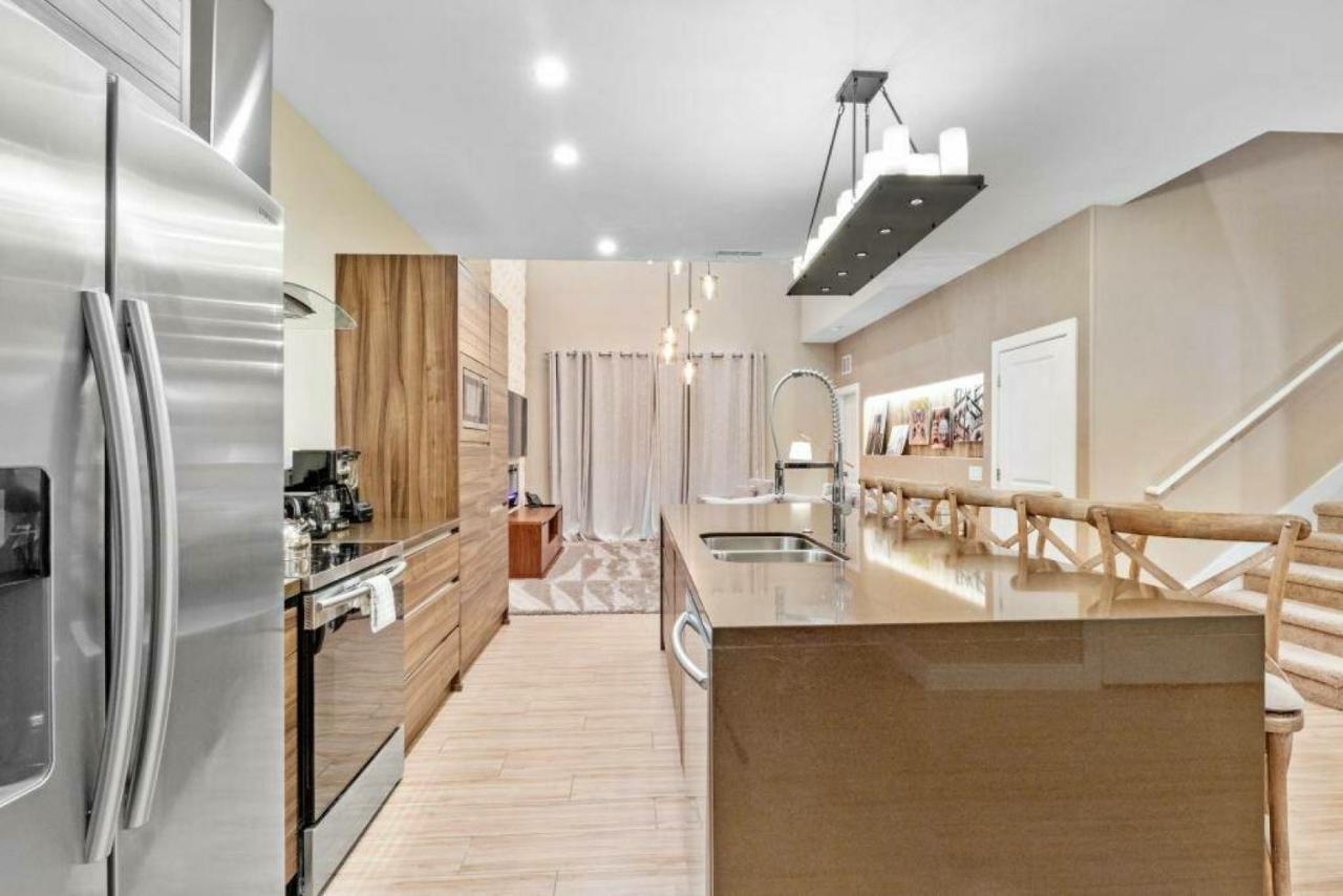 Beautiful 4 - Close To 7505 Orlando